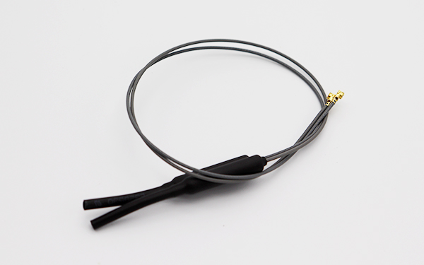 KS079-10015 2.4G 銅管內(nèi)置天線(xiàn)
